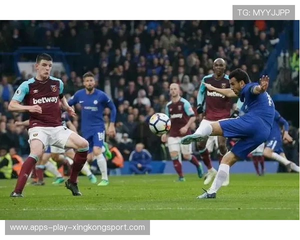 西汉姆前场多线联动逐渐占优：强势崛起的战术革命